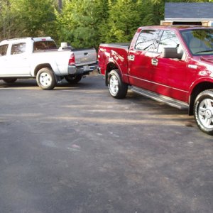 Media 'Both trucks' in album 'budman3'
